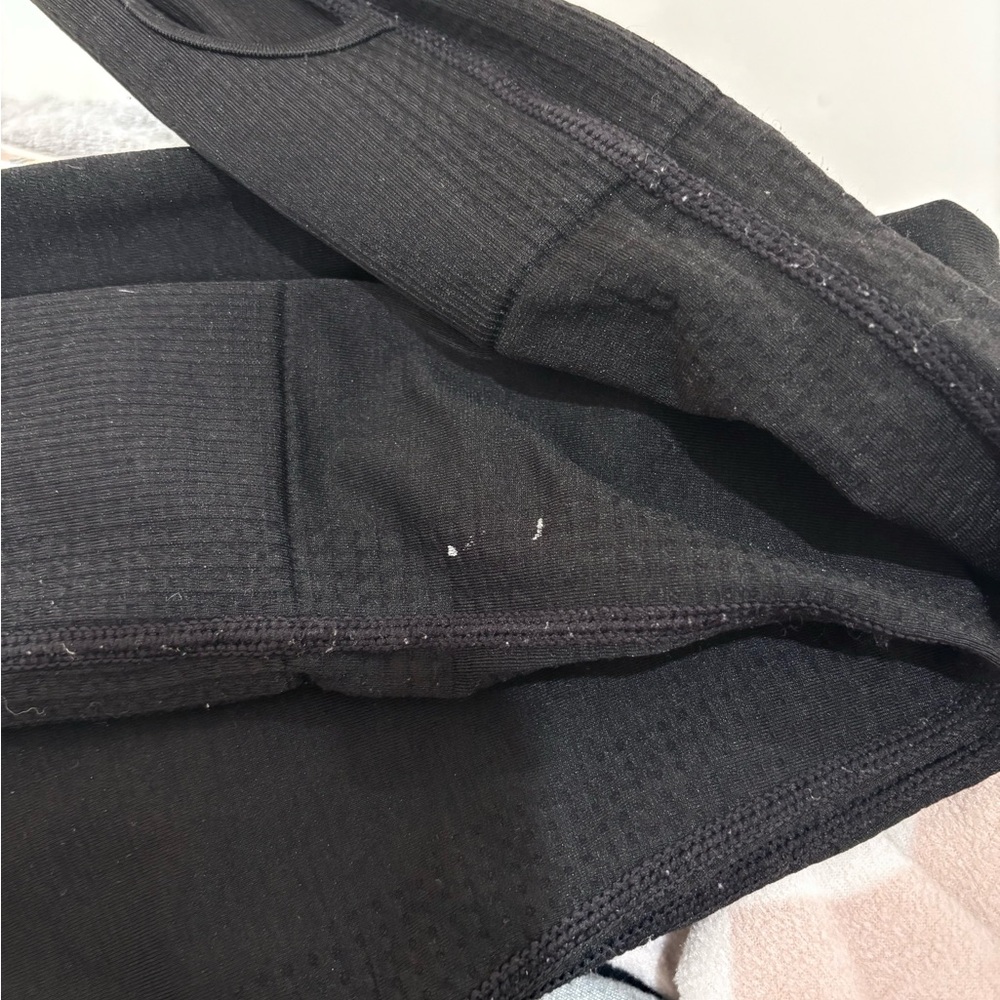 PINK Victoria's Secret Black Seamless long sleeve Tee - Picture 5 of 6